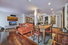 La casa di Flo luxury apartment Lierna